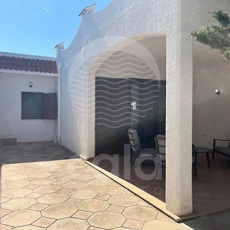 Jole - A 250 M By Cala Salento Apartment