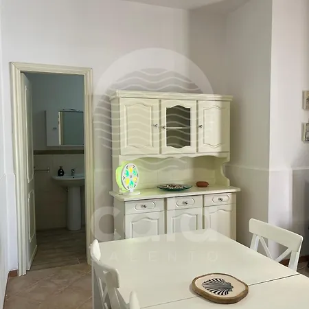 Jole - A 250 M By Cala Salento Apartment *
